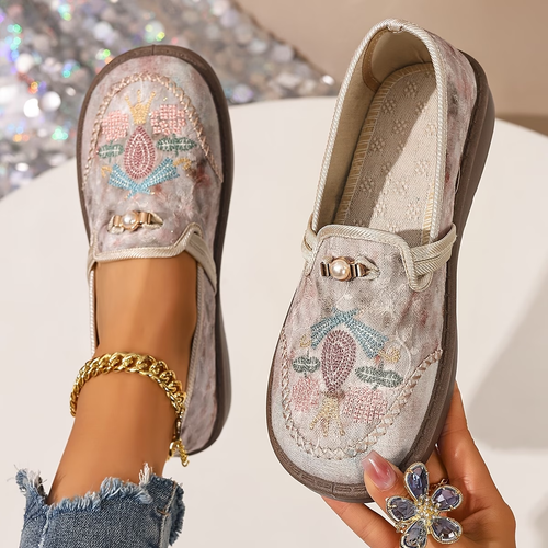 Kyra Everyday Comfort Sneakers